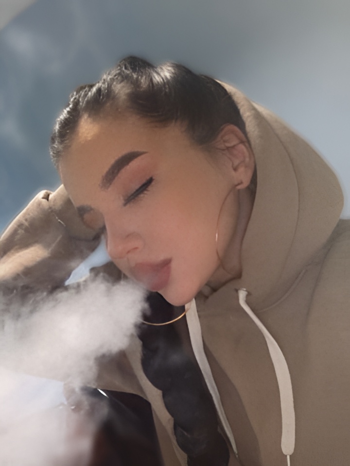 Анюта привлекальеная девушка из Елабуги цена от 4000 руб