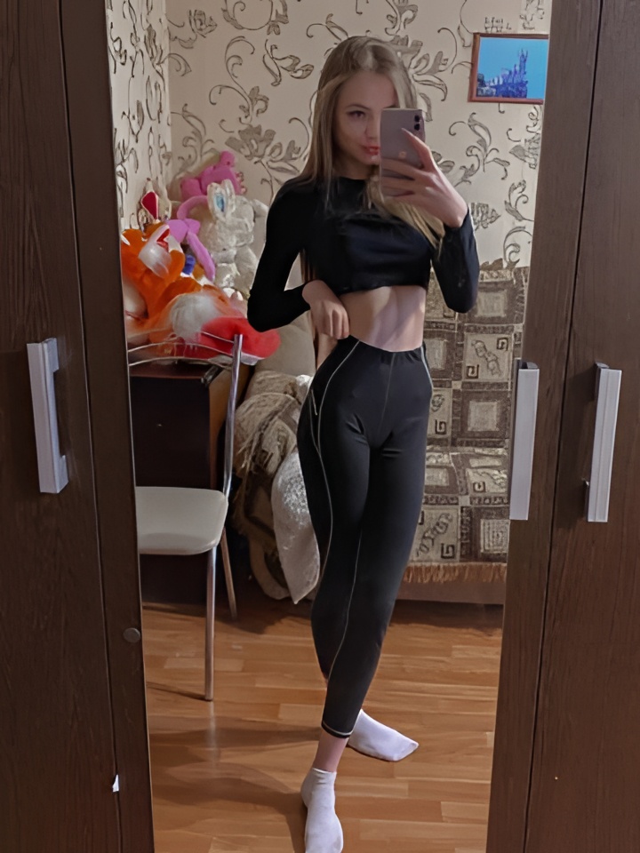 Леночка привлекальеная девушка из Елабуги цена от 10000 руб