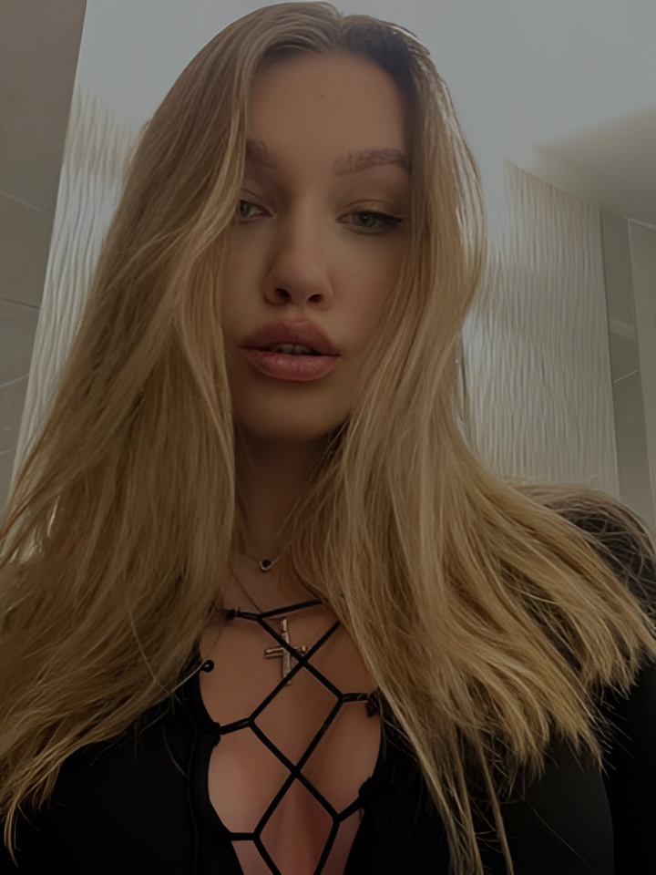 Магдалина привлекальеная девушка из Елабуги цена от 3000 руб