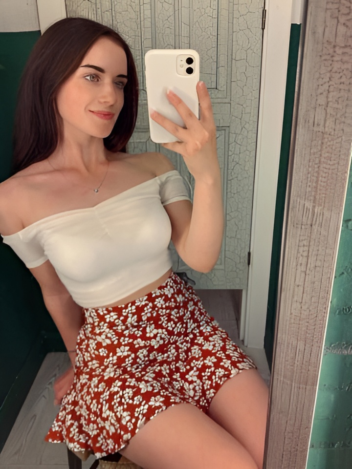 Ядвига привлекальеная девушка из Елабуги цена от 2500 руб