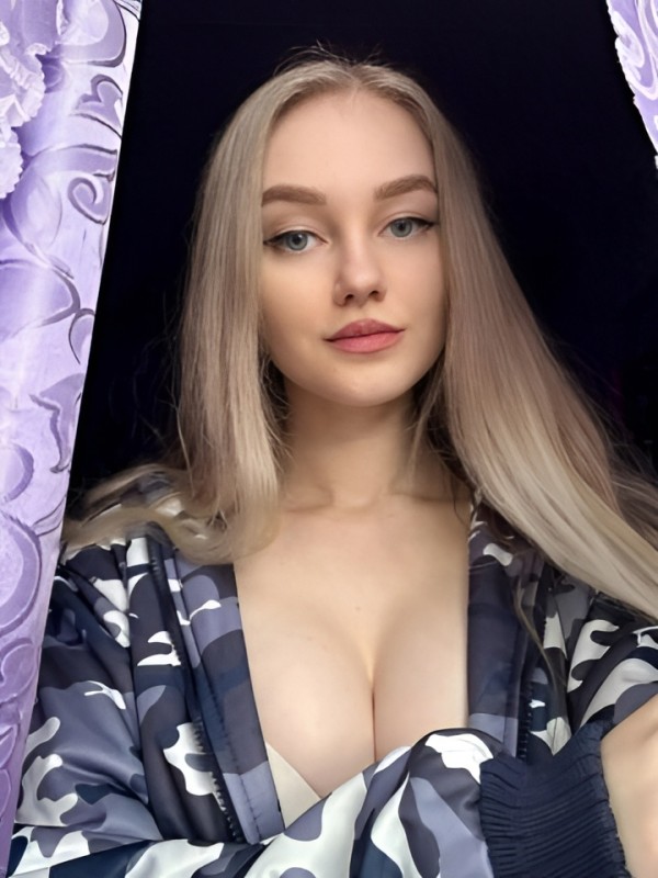 Эрика привлекательная девушка из Елабуги цена от 10000 руб