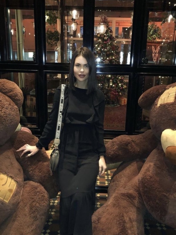 🎥 Марина привлекательная девушка из Елабуги цена от 3500 руб